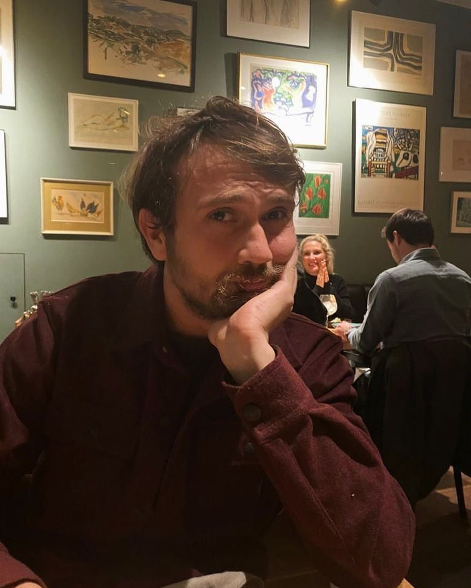 Aras Bulut İynemli’nin Yeni Tarzı Yoğun İlgi Gördü!