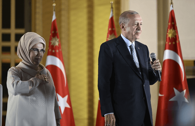 Cumhurbaşkanı Erdoğan’dan yeni dönemin ilk konuşması: 85 milyonun tamamını bağrımıza basacağız