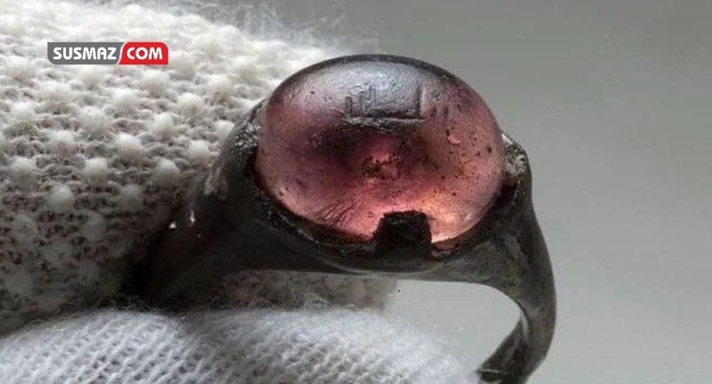 İsveç’teki Arkeolojik Kazıda Viking Kadını Mezarında Allah İşlemeli Yüzük Bulundu