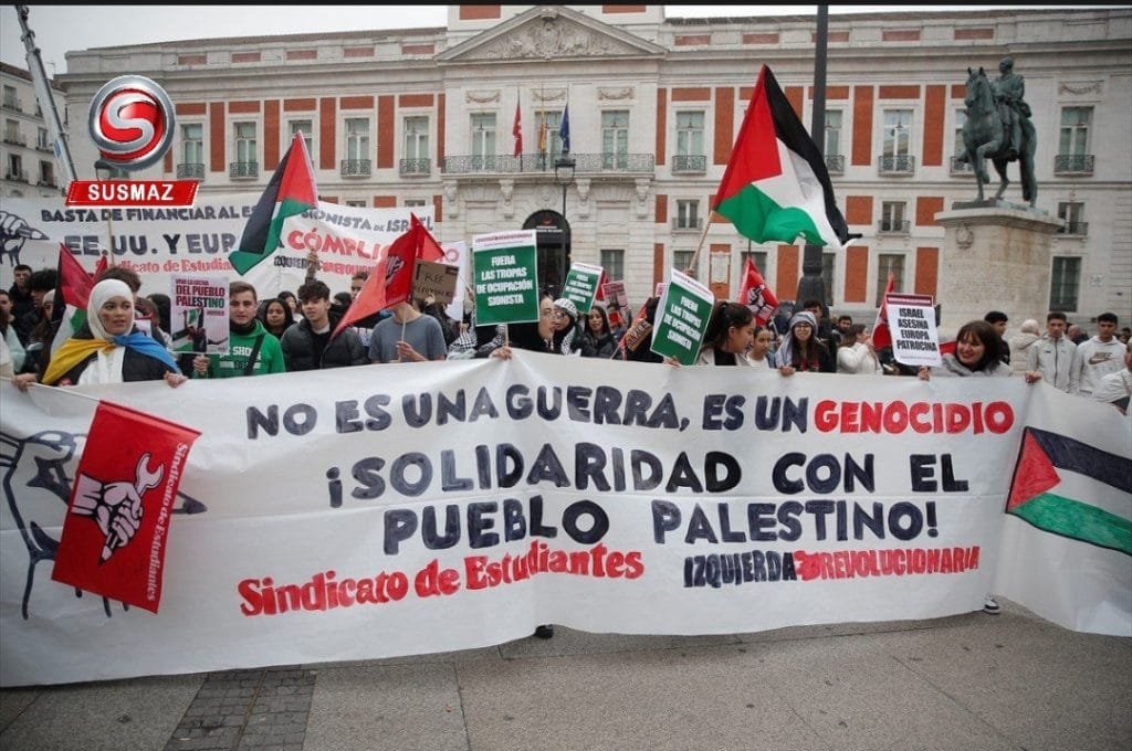 İspanya’da Öğrenciler, İsrail’in Gazze’deki Sivillere Yönelik Katliamlarını Protesto Etmek İçin Ders Bıraktı