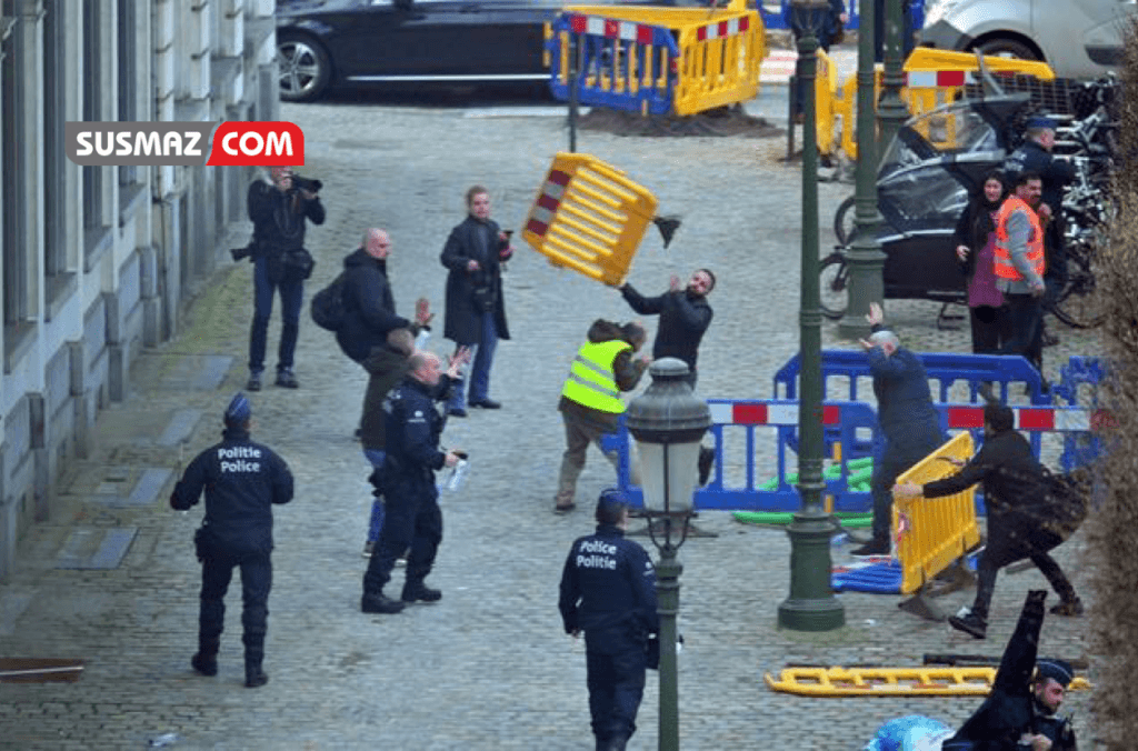 “Belçika’daki Avrupa Parlamentosu Önünde PKK Taraftarları ile Polis Arasında Çatışma”