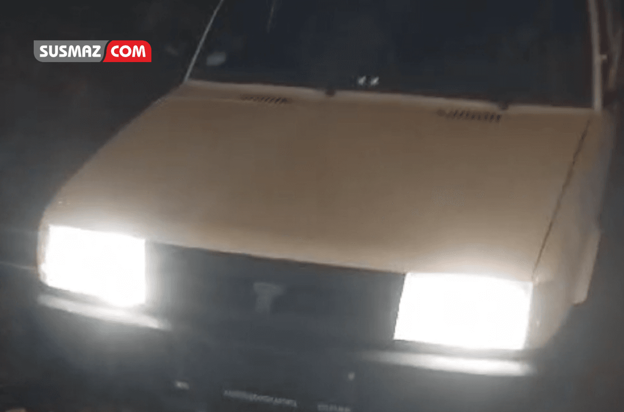 “Adana’da Ege Bagatur Bulvarı’nda Meydana Gelen Trafik Kazasında Araçta Maddi Hasar Oluştu”