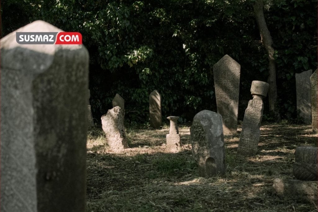 Edirne’de Mezarlık Ziyareti Sonrası Şaşırtan Çağrı: “Çok Sayıda Ölü Var”