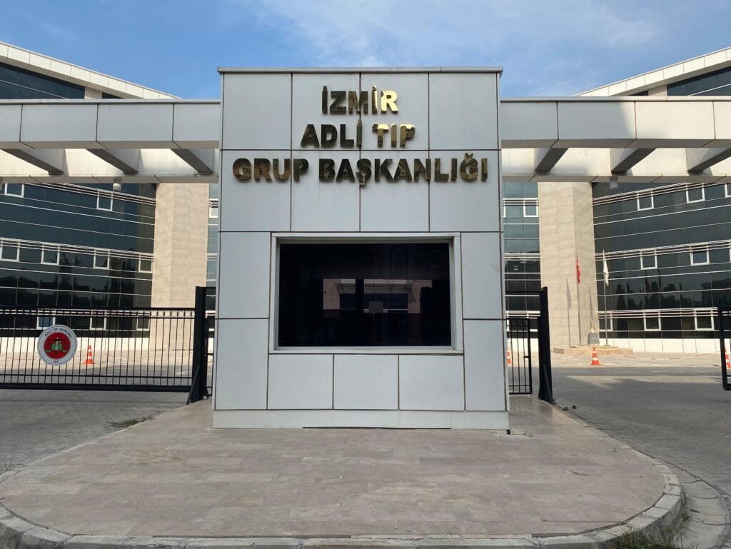 İzmir’de kan donduran olay! Sahilde bebek cesedi bulundu