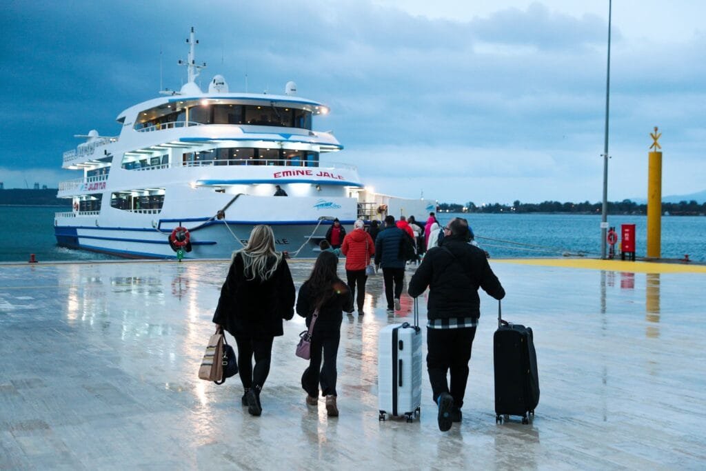 Aliağa’dan Midilli’ye yolculuk başladı!