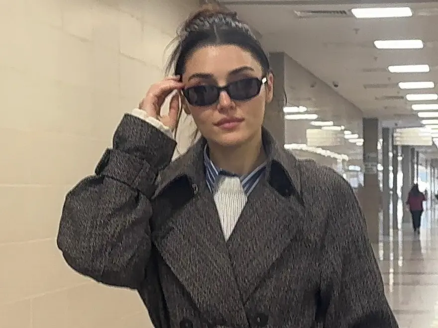 Hande Erçel Türkiye’ye döndü! Adli Tıp’ta test verdi