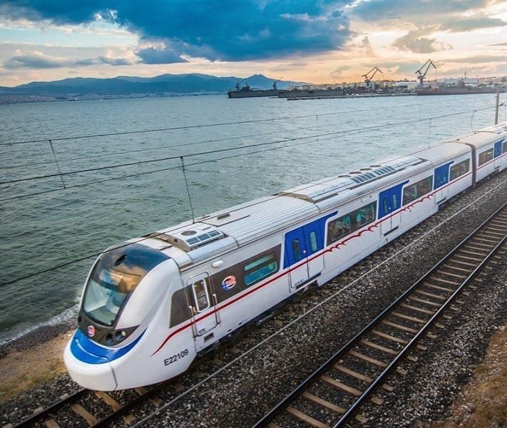 İzmir’de ulaşım zamlandı! İZBAN, taksi, vapur hepsi arttı