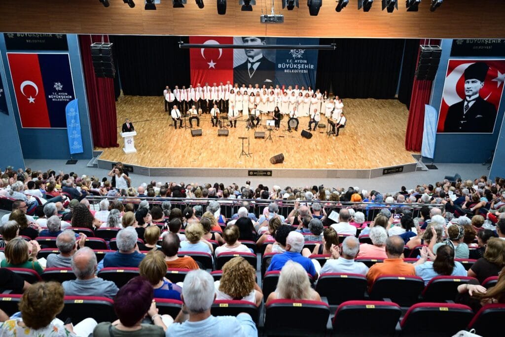 Aydın Büyükşehir’den Didim’de müzik dolu gece