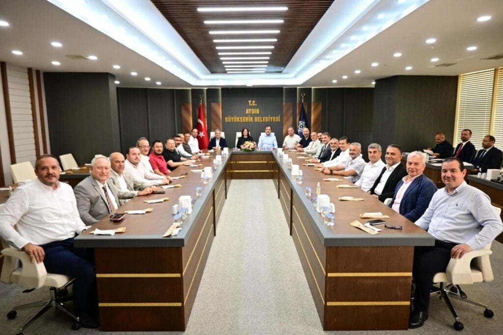 Aydın’da 1,5 milyar liralık yol yatırımı masada! 17 ilçe için kritik toplantı