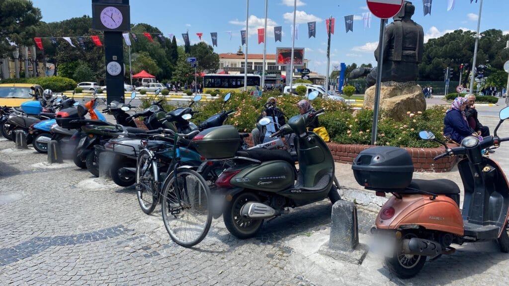 Aydın’da Trafiğe Karşı Yeni Çözüm: Vatandaş Motosiklete Yöneldi