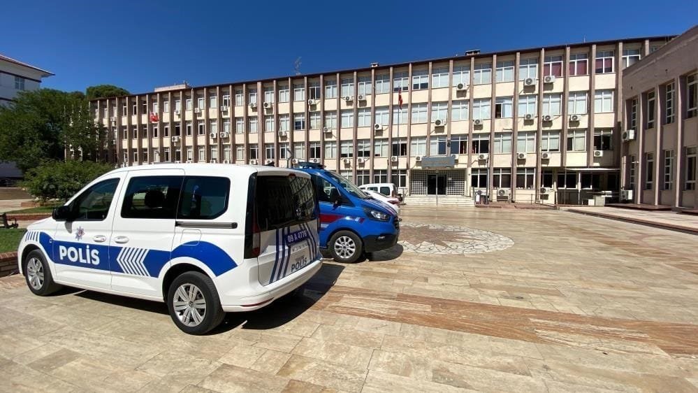 Aydın’da emniyetten büyük operasyon: 142 aranan şahıs yakalandı