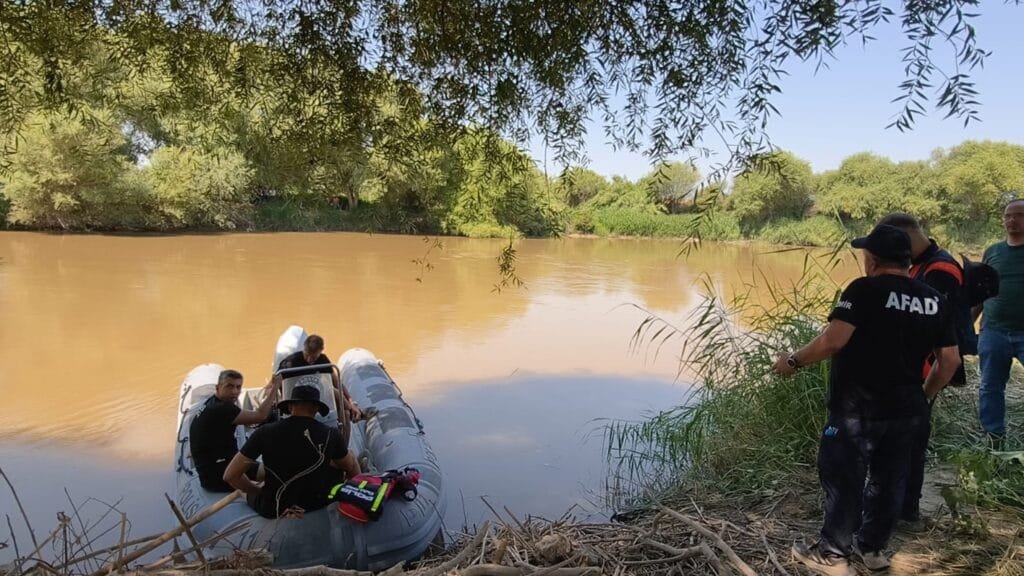 Büyük Menderes’te kaybolan iki çocuk için aramalar yeniden başladı
