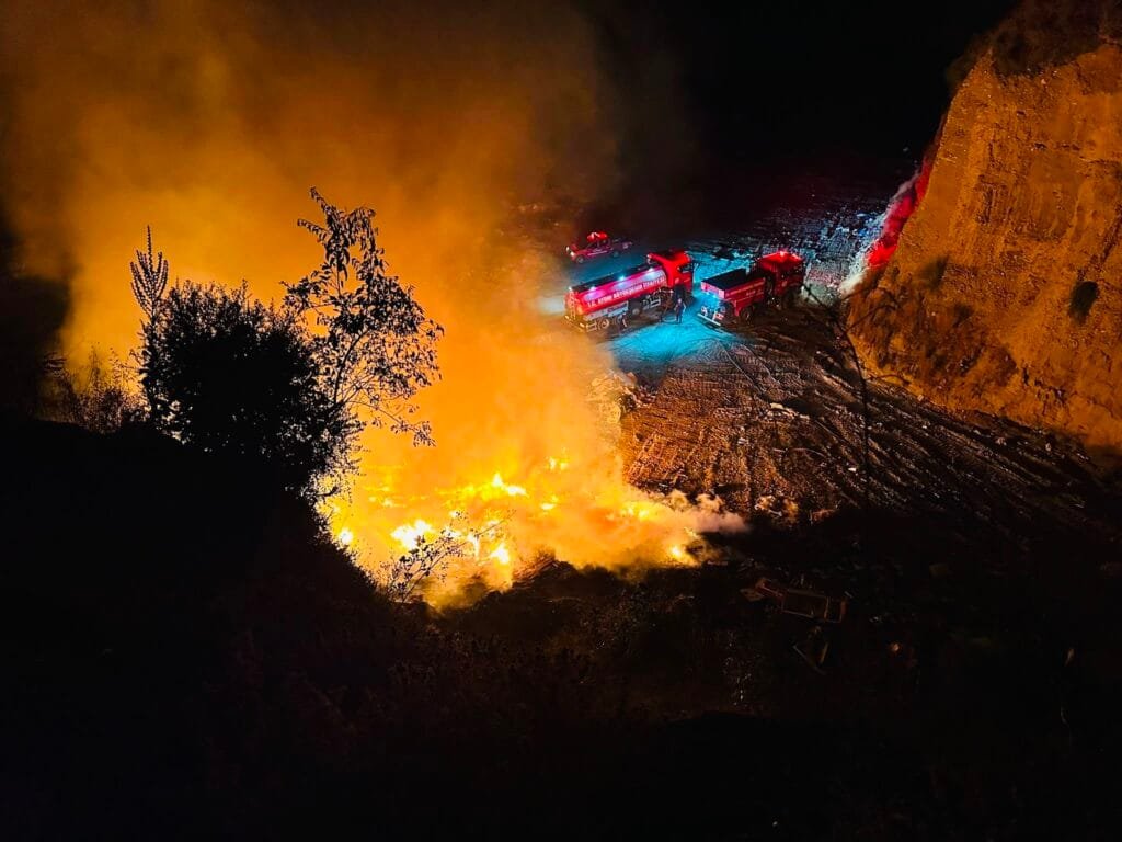 Aydın’da 3 günde 176 yangın! İtfaiye ekipleri gece gündüz görevde