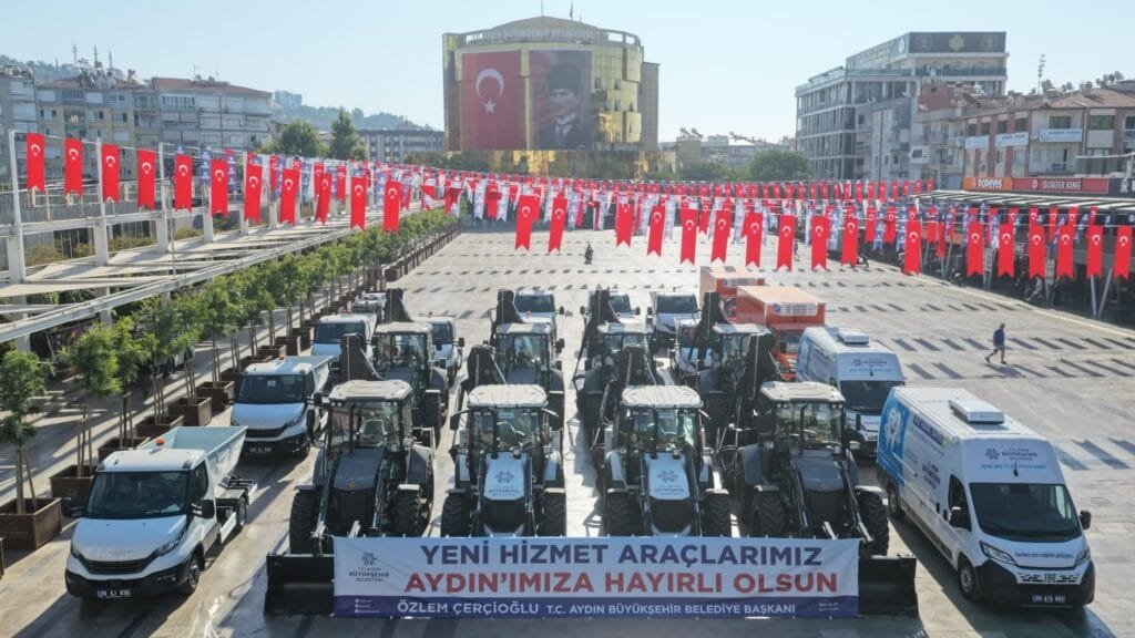 Aydın Büyükşehir’den 90 milyon TL’lik yatırım! 22 yeni araç hizmete alındı