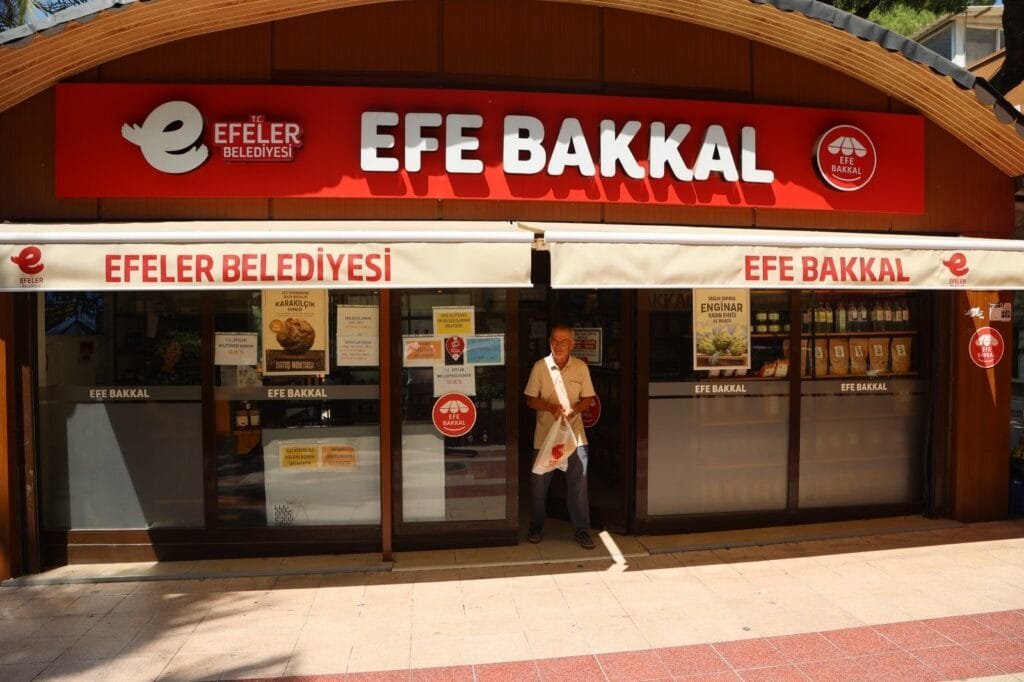 Efeler’de EFE Ekmek dönemi başladı! 200 gram ekmek 12,50 TL