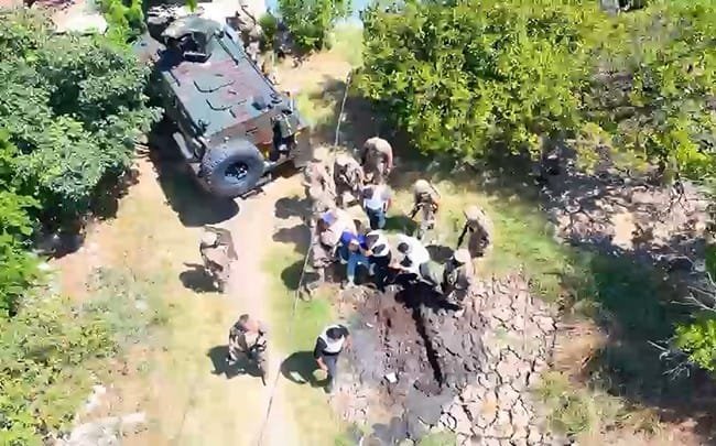 Aydın’da polise silahla karşılık verdi! Özel harekat operasyonuyla yakalandı