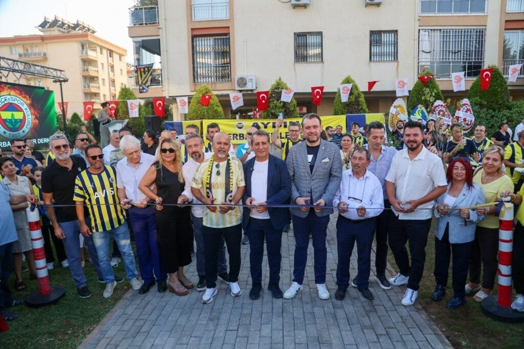 Efeler’de Fenerbahçeliler Parkı açıldı! Başkan Yetişkin’den Aydınsporlular Parkı müjdesi