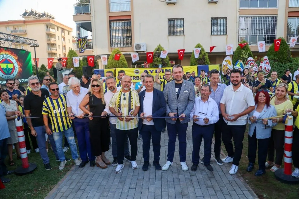 Efeler’de Fenerbahçeliler Parkı açıldı! Başkan Yetişkin’den Aydınsporlular Parkı müjdesi