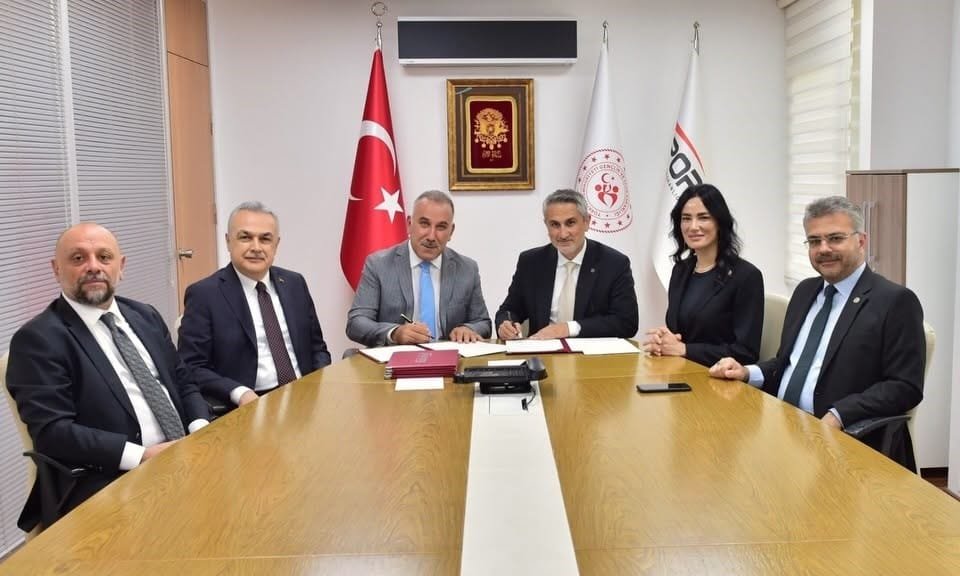Aydın’ın beş ilçesine spor yatırımı müjdesi
