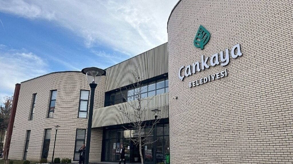 Çankaya Belediyesi’ne operasyon! Başkan Hüseyin Can Güner dahil 36 kişi hakkında gözaltı kararı