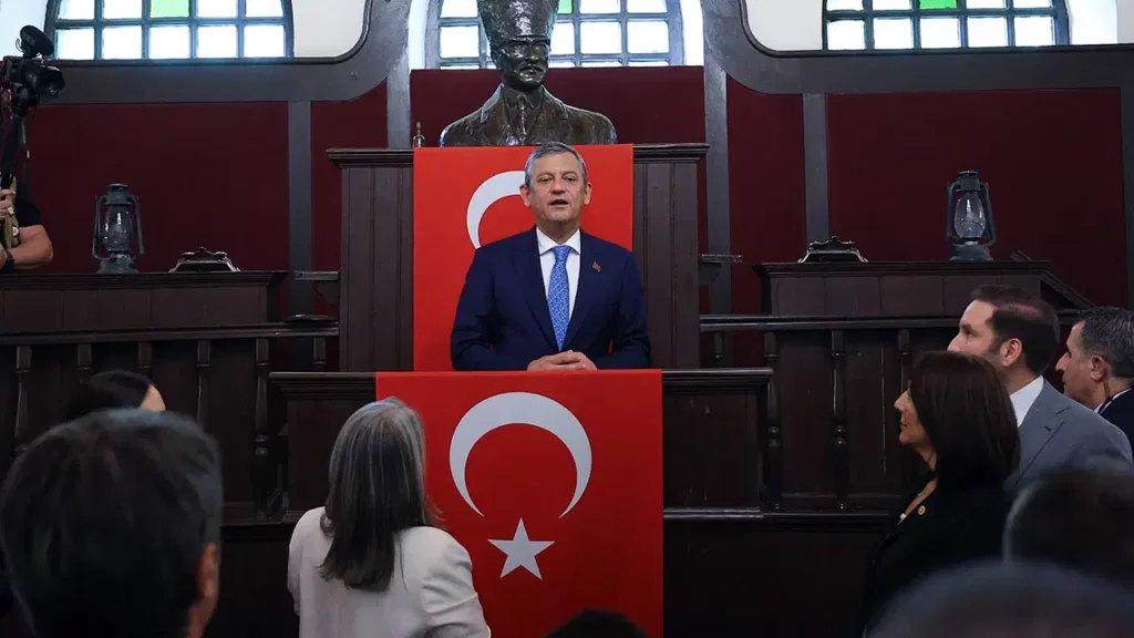 YENİ Parti’de yönetim kadrosu belli oldu! Özgür Özel’in MYK listesi açıklandı
