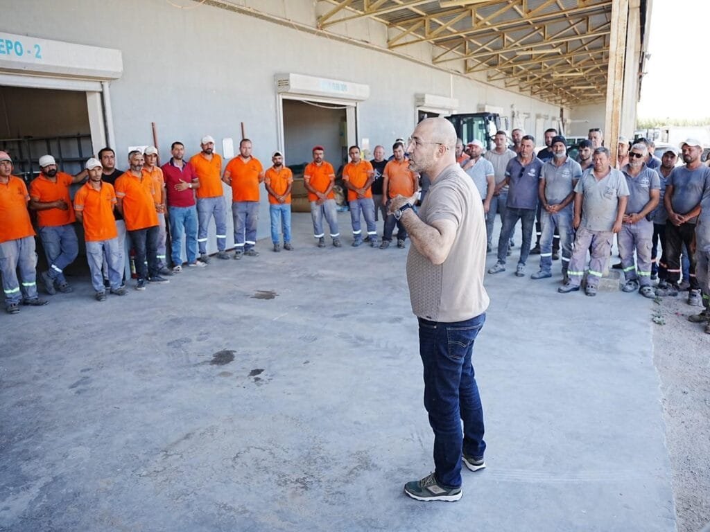 Aydın’da kavurucu sıcaklara karşı mesai kararı: Çalışanlar artık o saatlerde sahada olacak
