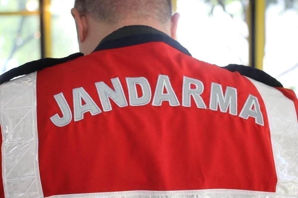 Aydın Jandarması 6 aylık bilançoyu açıkladı: 16 örgüt çökertildi, 3 bin 424 siteye engel