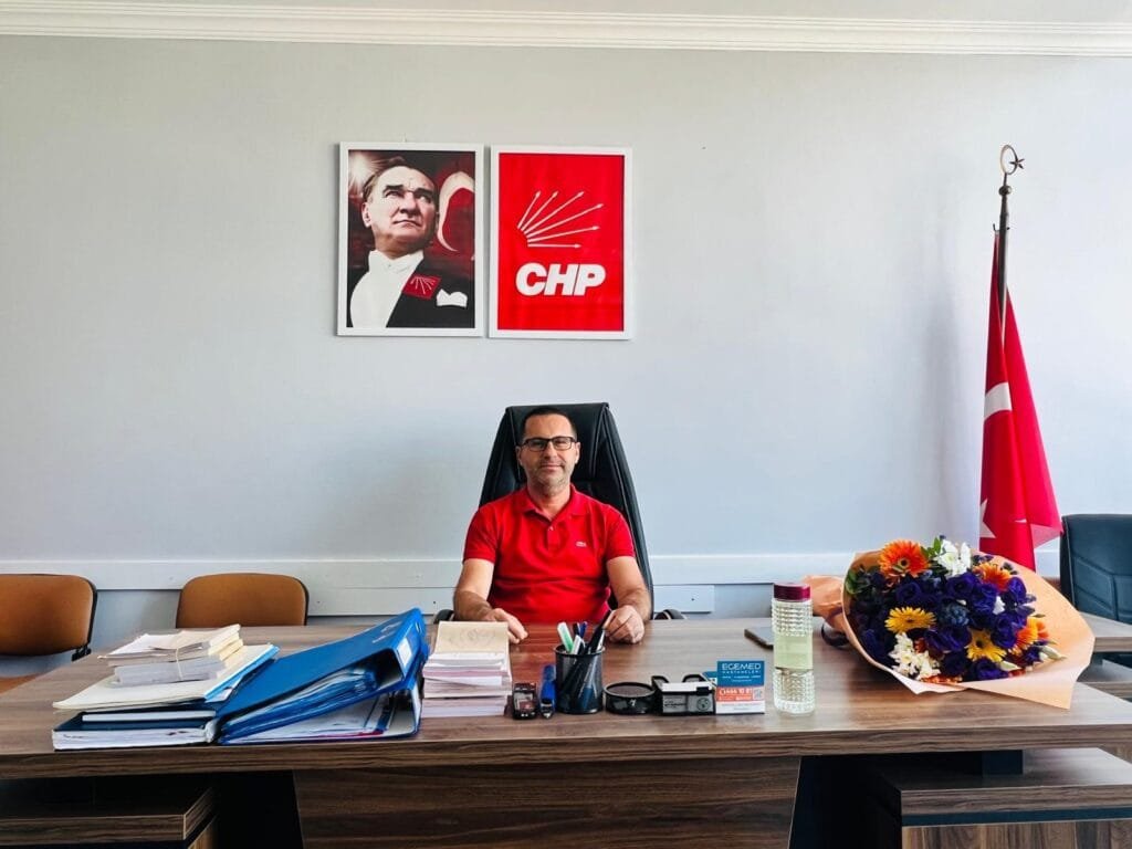 CHP Söke’de beklenen değişim gerçekleşti! Erkan Kaçar görevi devraldı