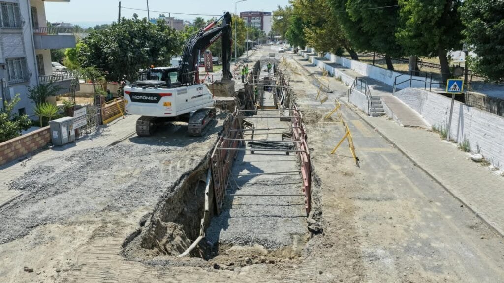 Söke’ye 77 Milyon TL’lik Altyapı Yatırımı: Aydın Caddesi’nde Çalışmalar Sürüyor