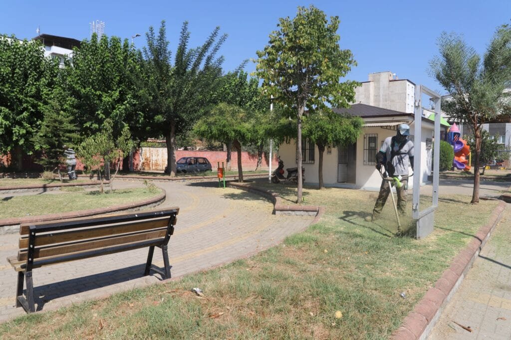 Nazilli Sonbahara Hazırlanıyor: İlçe Genelinde Budama ve Temizlik Seferberliği
