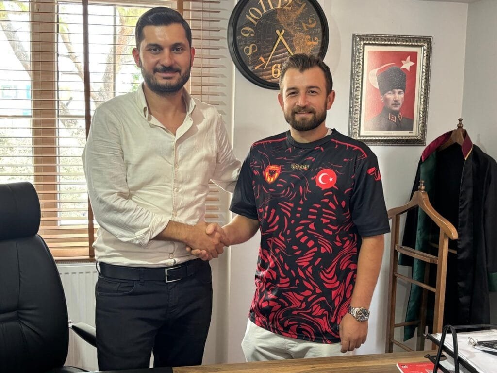 Yamalakspor’da Yeni Sezon Hamlesi: Tecrübeli İsimler Kadroya Katıldı