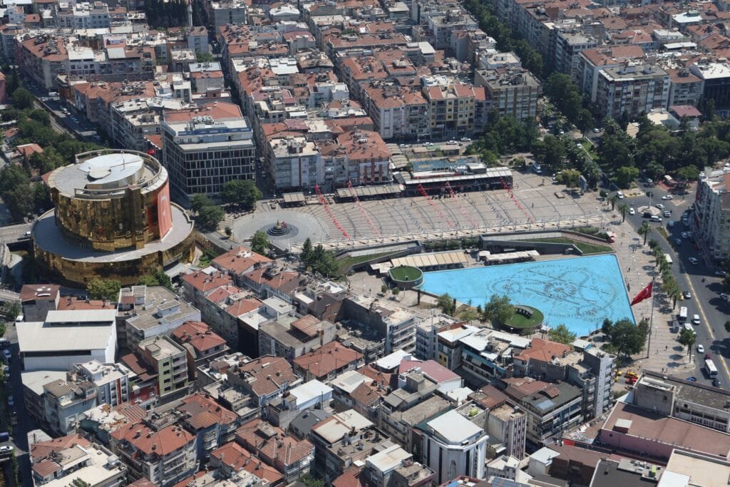 Aydın’da Konut Hamlesi Hızlandı! Yapı Ruhsatı Verilen Daire Sayısı Yüzde 57 Arttı
