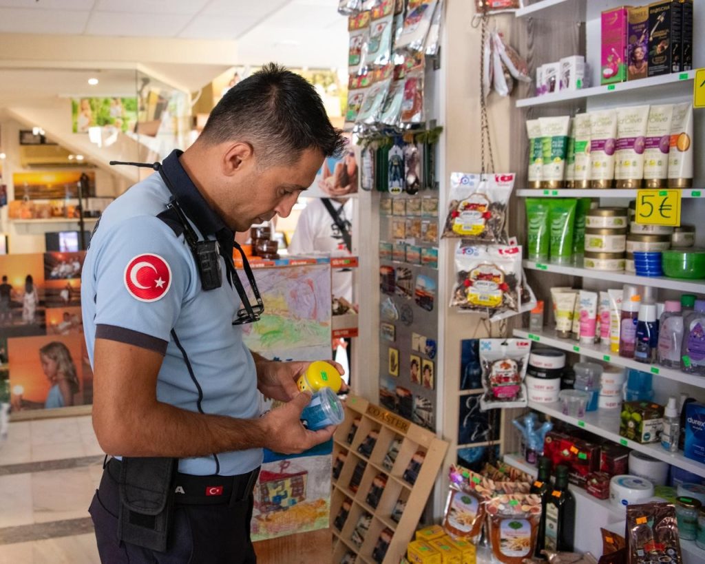 Kuşadası’nda işletmelere sıkı denetim! CİMER şikayetleri sonrası ekipler sahaya indi