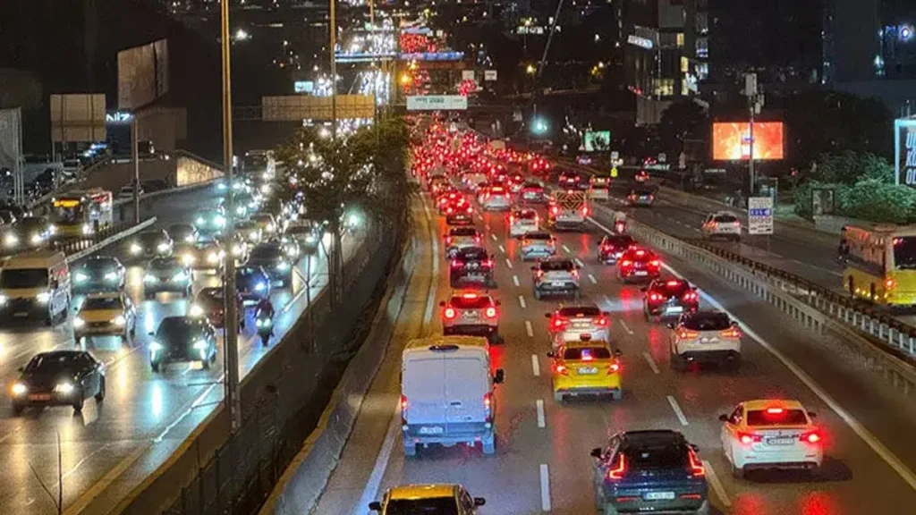 Araç sahipleri dikkat! Trafik sigortası bilgileri artık e-Devlet’te