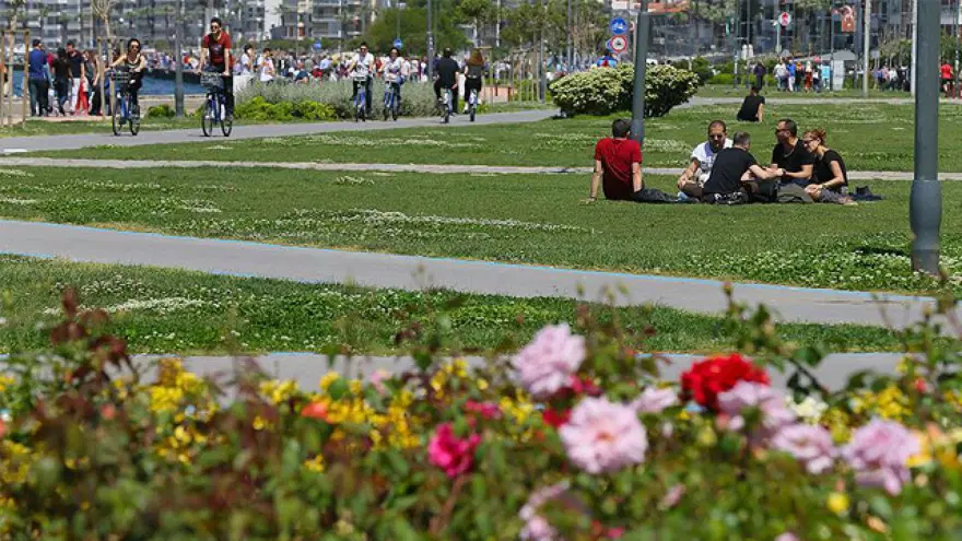 Meteoroloji tarih verdi! Termometreler 33 dereceyi görecek